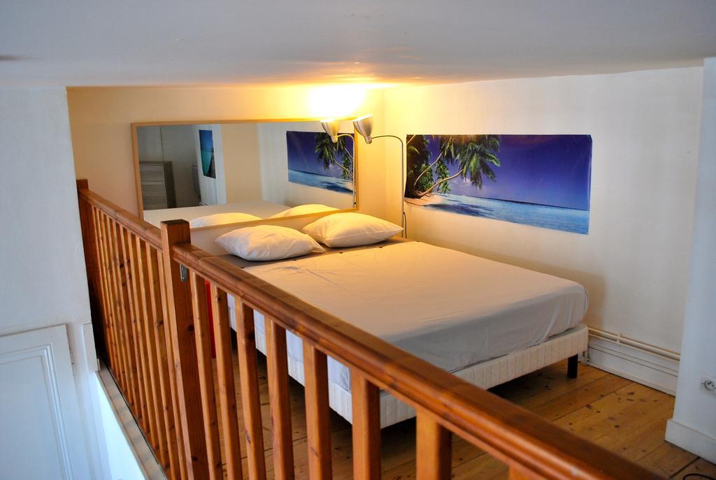 L'Appartement Du Parc Lione Esterno foto