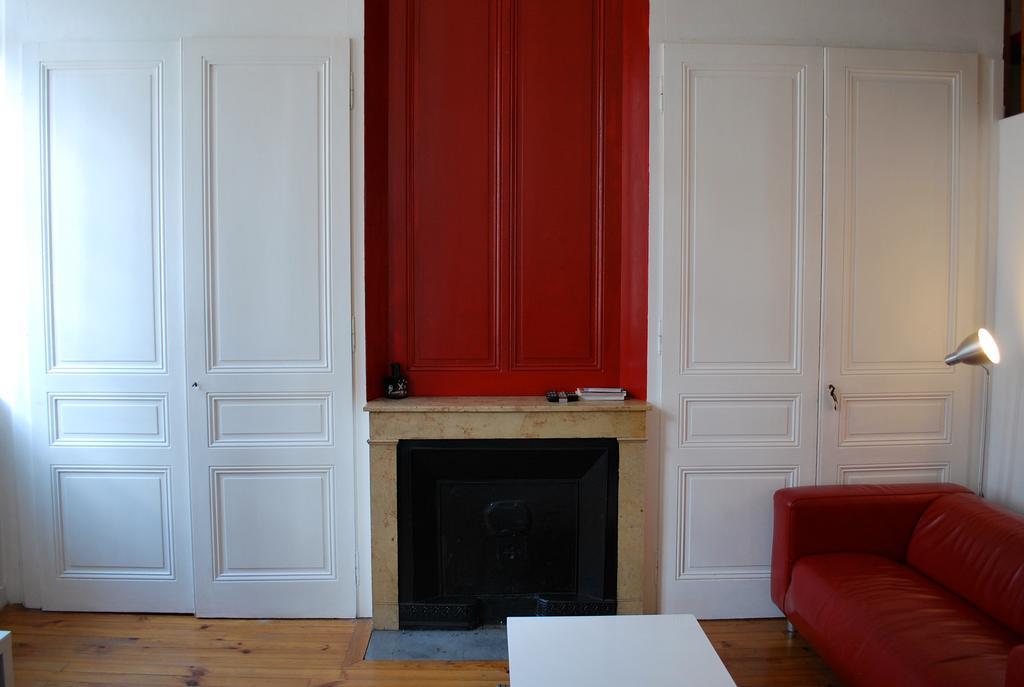 L'Appartement Du Parc Lione Esterno foto